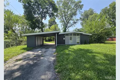 6551 January Avenue, Berkeley, MO 63134 - Photo 1
