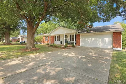 215 Ranchmoor Trail, Ellisville, MO 63011 - Photo 3