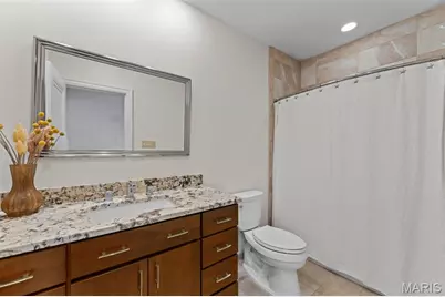 516 Warder Avenue, University City, MO 63130 - Photo 29
