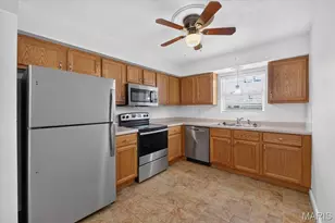 10017 Chardin Way, Saint Louis, MO 63128 - Photo 11