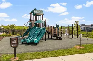 906 Memsie Pk Ct, O'Fallon, MO 63368 - Photo 9