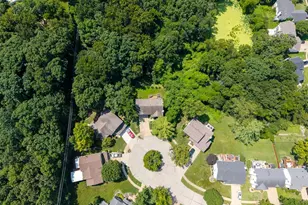 5929 Woodbrook Dr, Saint Louis, MO 63129 - Photo 31