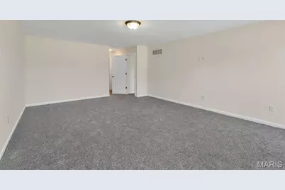 555 Edison Way, Wentzville, MO 63385 - Photo 15