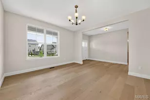 5 Dragonstone Ct, Dardenne Prairie, MO 63368 - Photo 5