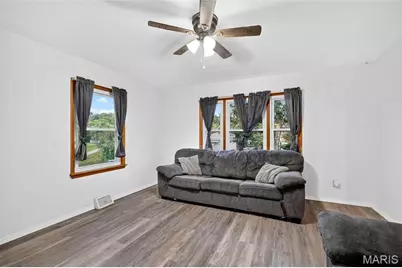 205 Locust Street, New Haven, MO 63090 - Photo 5