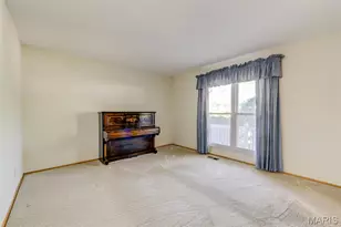 14 Lee Ct, Saint Charles, MO 63301 - Photo 5