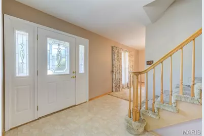 14 Lee Court, Saint Charles, MO 63301 - Photo 3