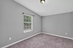 305 N 4th St, New Florence, MO 63363 - Photo 15