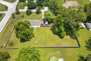 305 N 4th St, New Florence, MO 63363 - Photo 27