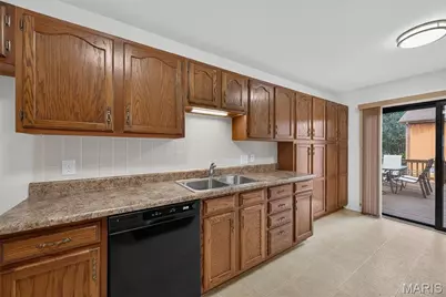 4843 Daltrey Court, Mehlville, MO 63129 - Photo 11