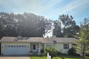 1053 Wrigley Cir, Warrenton, MO 63383 - Photo 1