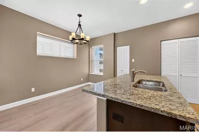 5631 Pershing Avenue #31, Saint Louis, MO 63112 - Photo 17