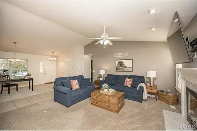 3808 Bedford Pointe Drive, Wentzville, MO 63385 - Photo 9