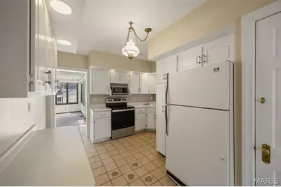 6067 Lansdowne Avenue, Saint Louis, MO 63109 - Photo 7