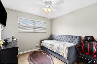 8047 Amherst Avenue, University City, MO 63130 - Photo 15