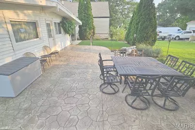 2137 East Drive, Crystal Lake Park, MO 63131 - Photo 5
