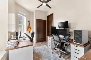 3728 Phillips Pl, Saint Louis, MO 63116 - Photo 13