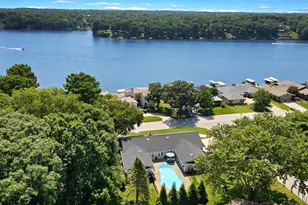 11 Rue Grand Dr, Lake Saint Louis, MO 63367 - Photo 1