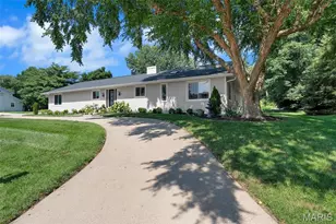 11 Rue Grand Dr, Lake Saint Louis, MO 63367 - Photo 3