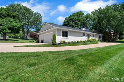 11 Rue Grand Drive, Lake Saint Louis, MO 63367 - Photo 5
