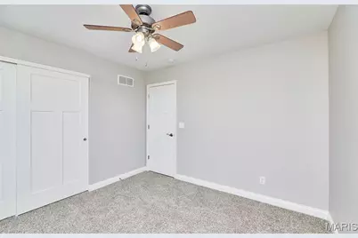 132 Peruque Creek Manor, Wright City, MO 63390 - Photo 9