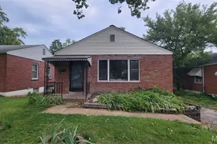 8525 Appleton Dr, University City, MO 63132 - Photo 1