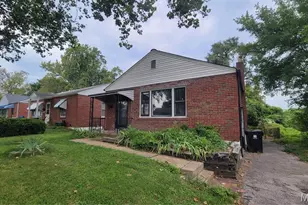 8525 Appleton Dr, University City, MO 63132 - Photo 11