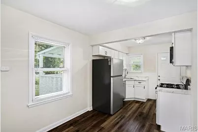 5336 Kirkland Drive, Normandy, MO 63121 - Photo 7