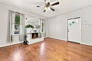 3654 Roswell Ave, Saint Louis, MO 63116 - Photo 5
