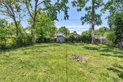 8735 Bridgeport Avenue, Saint Louis, MO 63144 - Photo 21