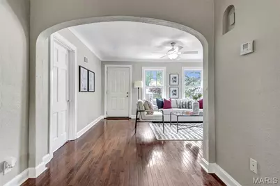 8735 Bridgeport Avenue, Saint Louis, MO 63144 - Photo 9