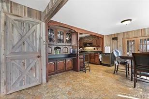 2106 Box Dr, Saint Louis, MO 63125 - Photo 15