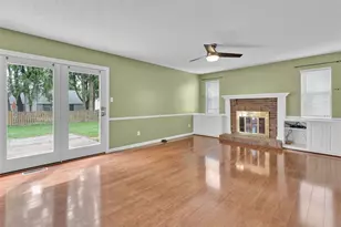 34 Shadowcreek Dr, Saint Peters, MO 63376 - Photo 7