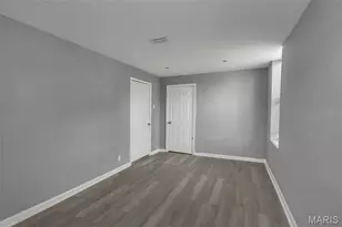 3325 Chippewa St, Saint Louis, MO 63118 - Photo 9