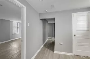 3325 Chippewa St, Saint Louis, MO 63118 - Photo 5
