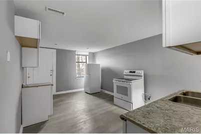 3325 Chippewa Street, Saint Louis, MO 63118 - Photo 11