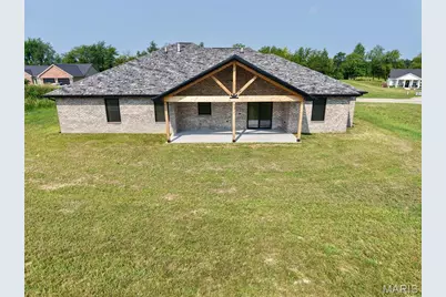 360 Honeysuckle Drive, Hannibal, MO 63401 - Photo 3