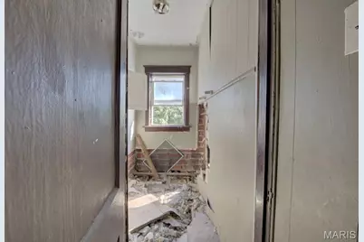 5372 Maffitt Avenue, Saint Louis, MO 63112 - Photo 11