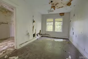 5372 Maffitt Ave, Saint Louis, MO 63112 - Photo 9