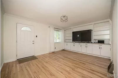 5665 Marquette Avenue, Saint Louis, MO 63139 - Photo 9