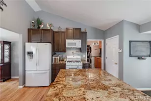 4870 Country Club Dr, High Ridge, MO 63049 - Photo 13