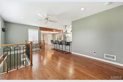 5116 Kempf Drive, Mehlville, MO 63128 - Photo 9