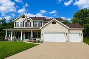 3 Savannah Ct, Saint Peters, MO 63376 - Photo 1