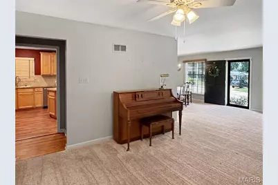 720 Linwood Boulevard, Kirkwood, MO 63122 - Photo 11