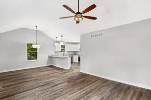 112 E Franklin St, Pacific, MO 63069 - Photo 9