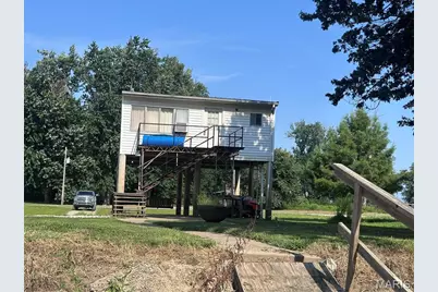 72 S River Road, Elsberry, MO 63343 - Photo 5