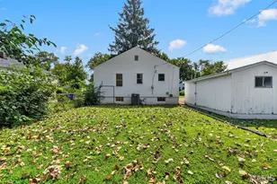 3591 St Christopher Ln, Saint Ann, MO 63074 - Photo 7