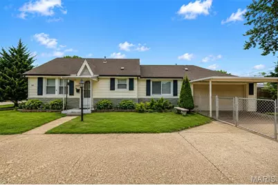 207 Marilyn Estates Drive, Saint Louis, MO 63123 - Photo 1