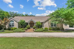 2363 Desloge Estates Dr, Villa Ridge, MO 63089 - Photo 1