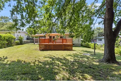 1105 Apache Drive, Florissant, MO 63033 - Photo 19